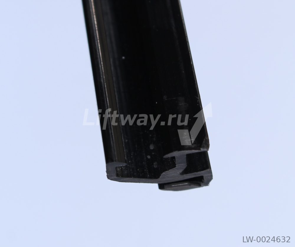 Уплотнитель пластиковый внутреннего плинтуса балюстрады Otis 506NCE / 606NCT (кусок 2 метра)