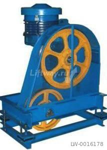 Лебедка 13VTR-CR (A9-770) левая, 2-скор., 400кг, 0,71 м/с, 3,5/0.9кВт, 1:1, КВШ 620х3х10