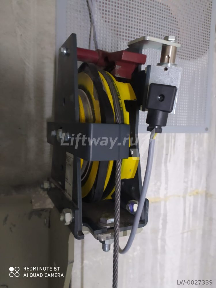 Ограничитель скорости HJ 200 SB O -P V=1,0 м/с V1=1,4 м/с правый