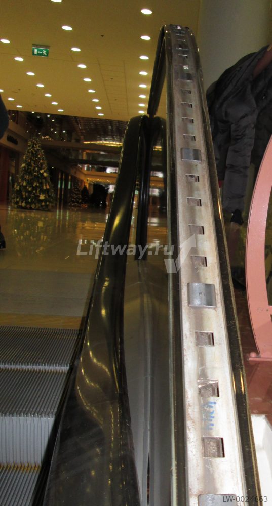 Направляющая верхняя стальная поручня эск. ECO3000 (35 град) L=2920mm W=60mm