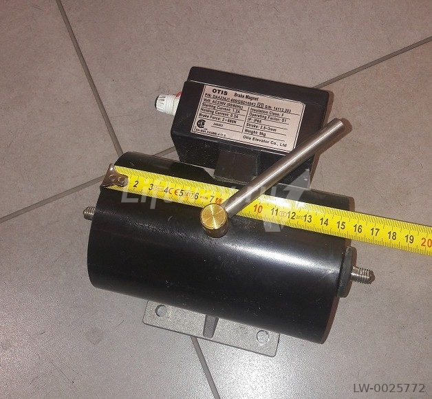 (ДУБЛЬ M05533) Тормоз электромагнитный AC230V для Otis 506NCE/606NCT двойная цепь тормоза 2х680N