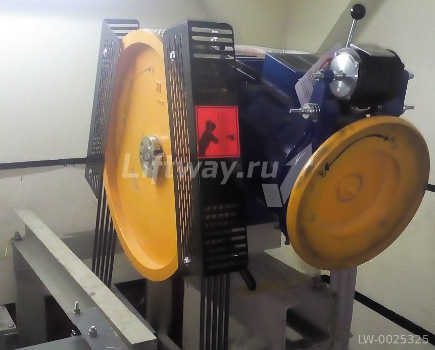 Лебедка TORO редуктор 2/53 мотор 12,1 кВт 400V/50HZ КВШ 700х5х11мм