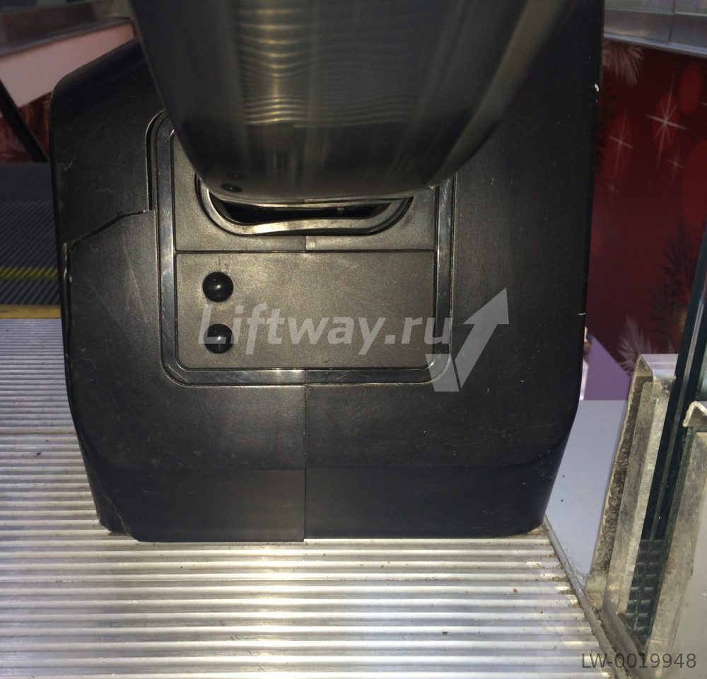 Устье правое для эскалатора Kone Travel Master