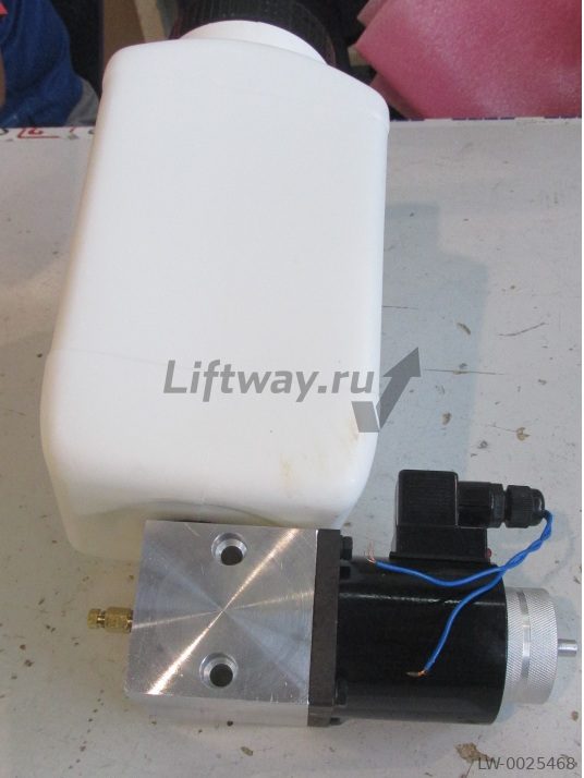 Электромагнитный масляный насос (помпа) MFB1-7YC 220V AC с масленкой 4 литра, для смазки цепей Kone